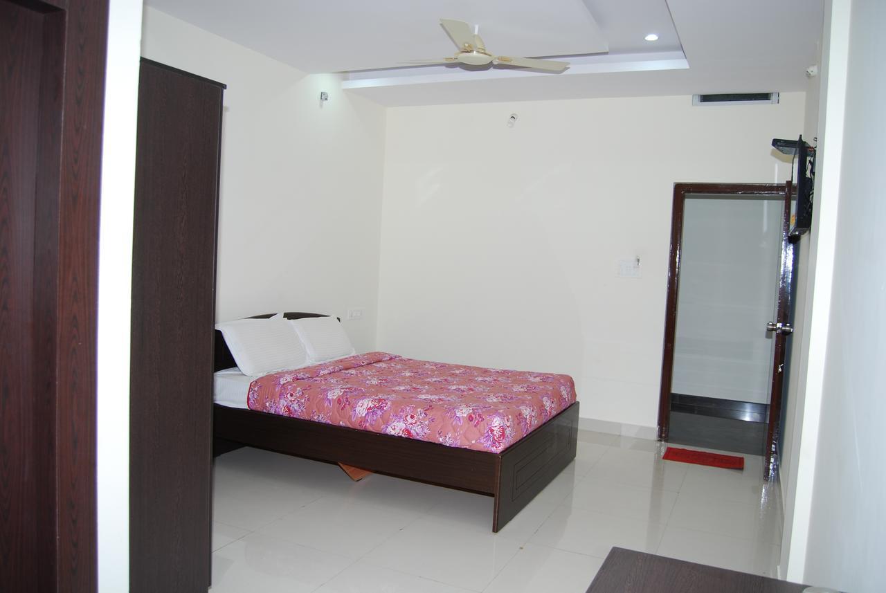 迈索尔 Pratham Residency酒店 外观 照片