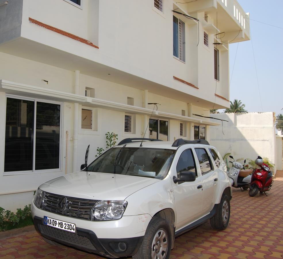 迈索尔 Pratham Residency酒店 外观 照片
